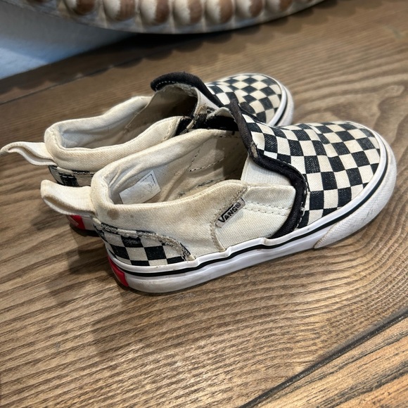 Toddler vans size 6 (3 pairs) - Picture 5 of 6